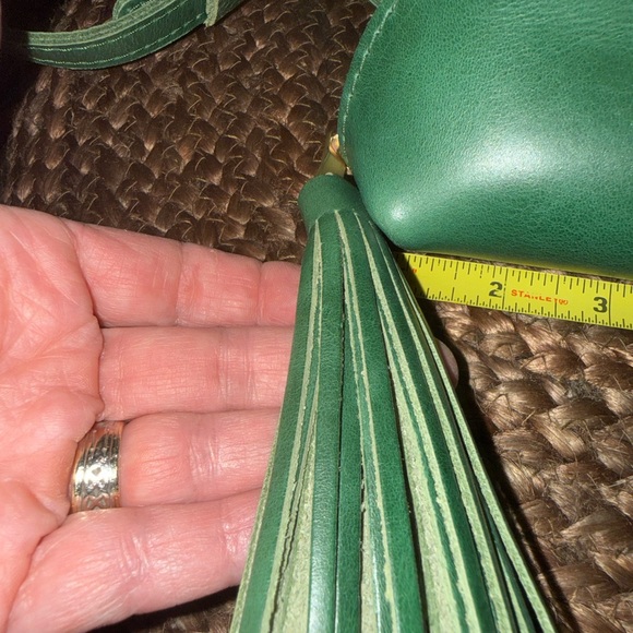 Portland Leather Emerald Crossbody Bag Set - Picture 12 of 16